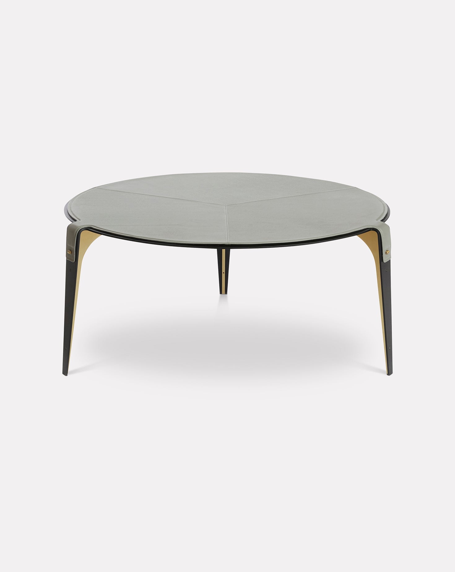 Table basse grise et métallique