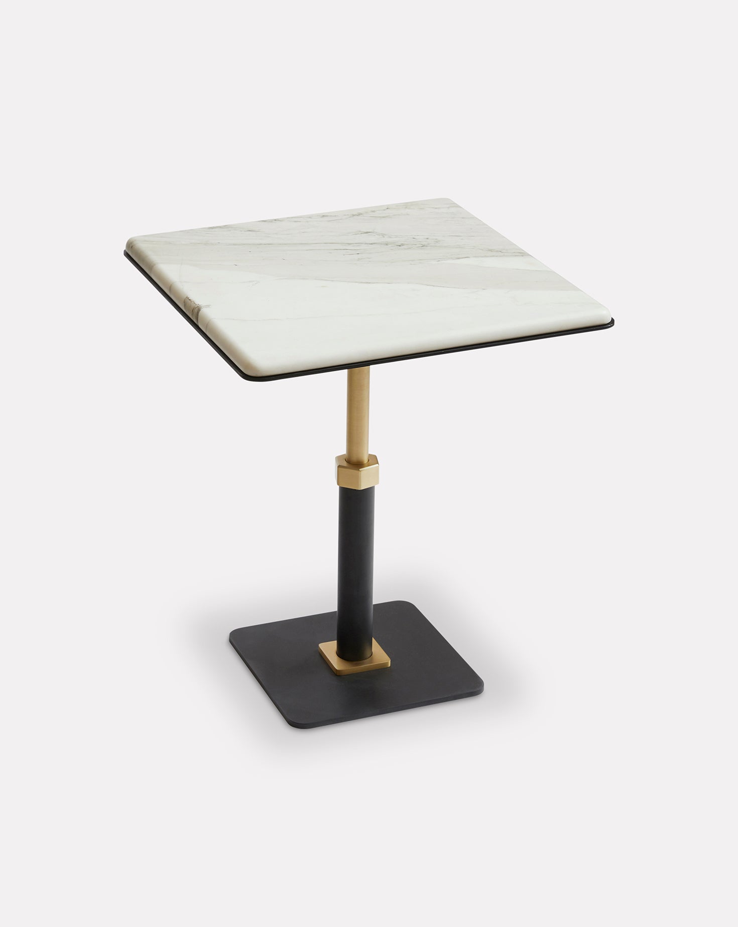 Table d'appoint carrée