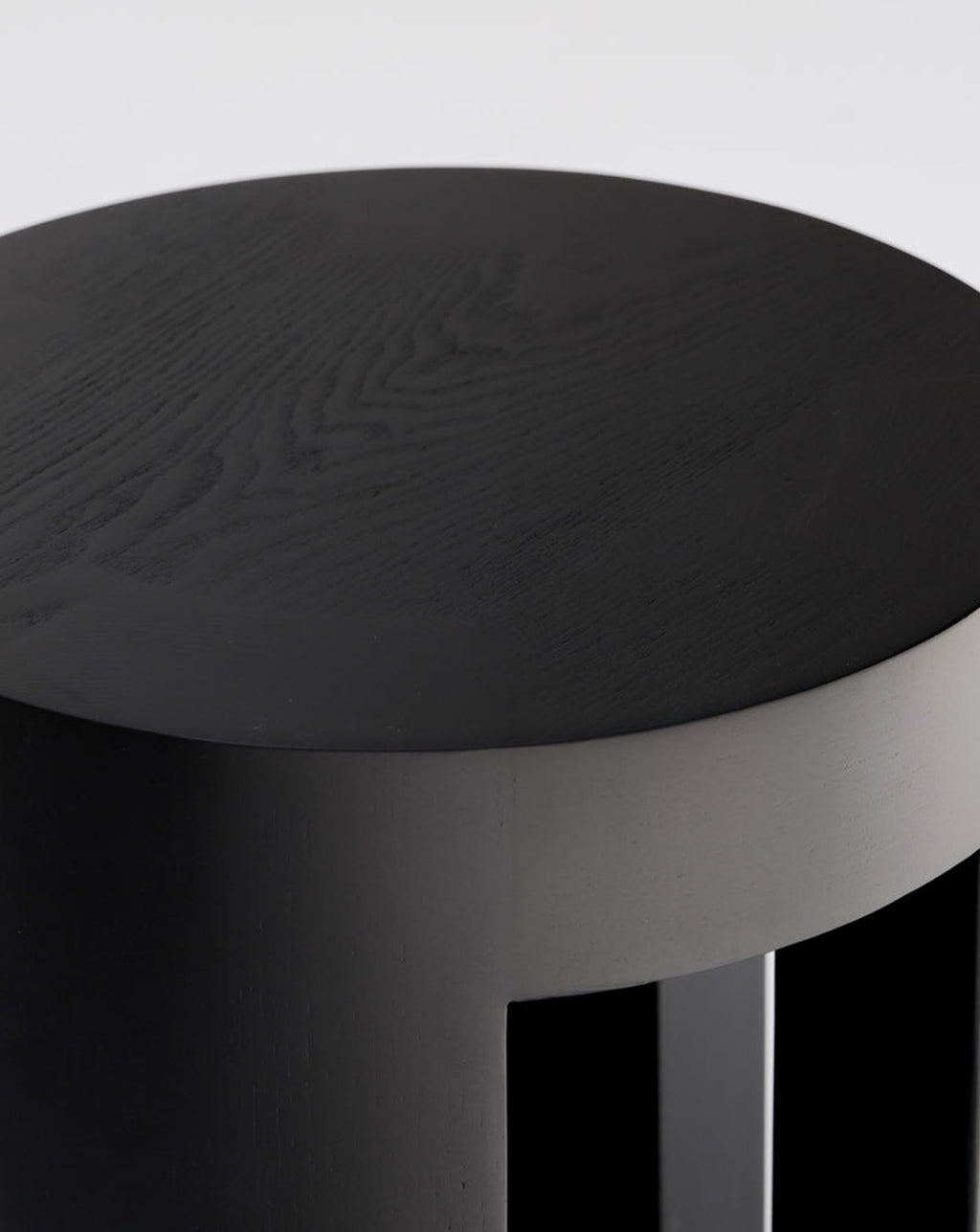 Tabouret d'appoint en bois massif