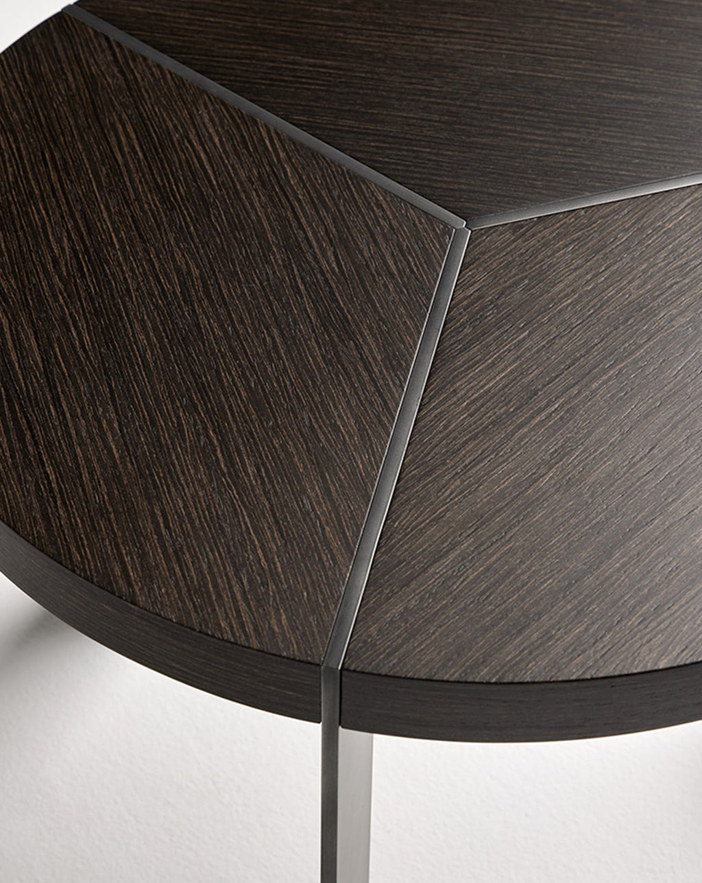 Table d'appoint en cuir